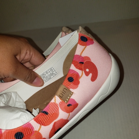 Uin Hibiscus - Picture 3 of 6